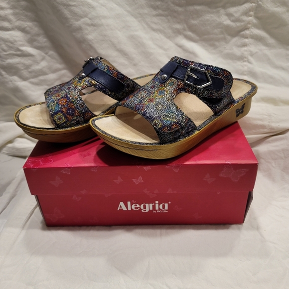 Alegria Peggy Aztec Dottie women's size 38 sandals - Picture 4 of 16